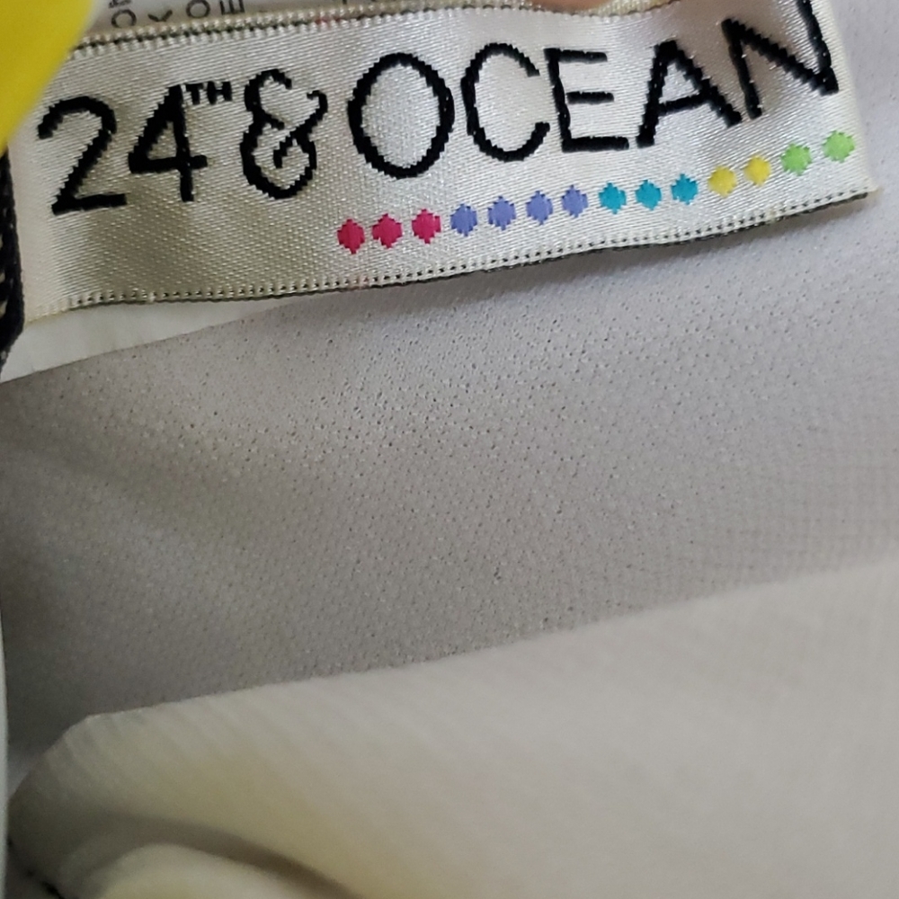 24th & Ocean Black, White & Yellow Tankini Swim Top S - Picture 8 of 10